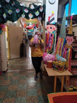 IMG-c72fd325af7269a57cbbc174de5742a4-V