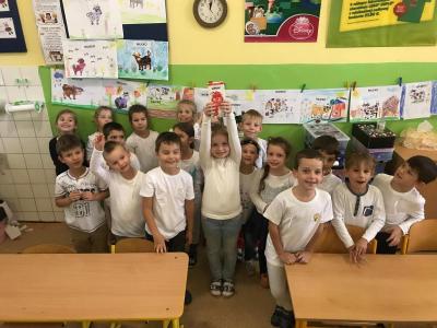 IMG-cef257b75240bcbecbb2a9a693097a27-V