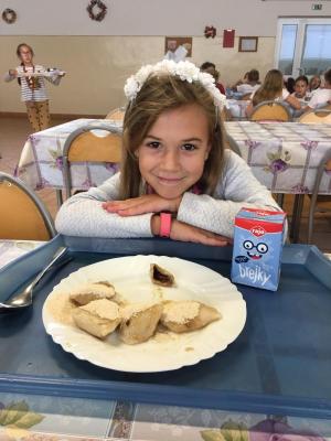 IMG-dc77c09a648386087095856b376182a3-V