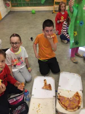 IMG-e26c287d1af7ec9ef77f6c76e8a7a7c9-V